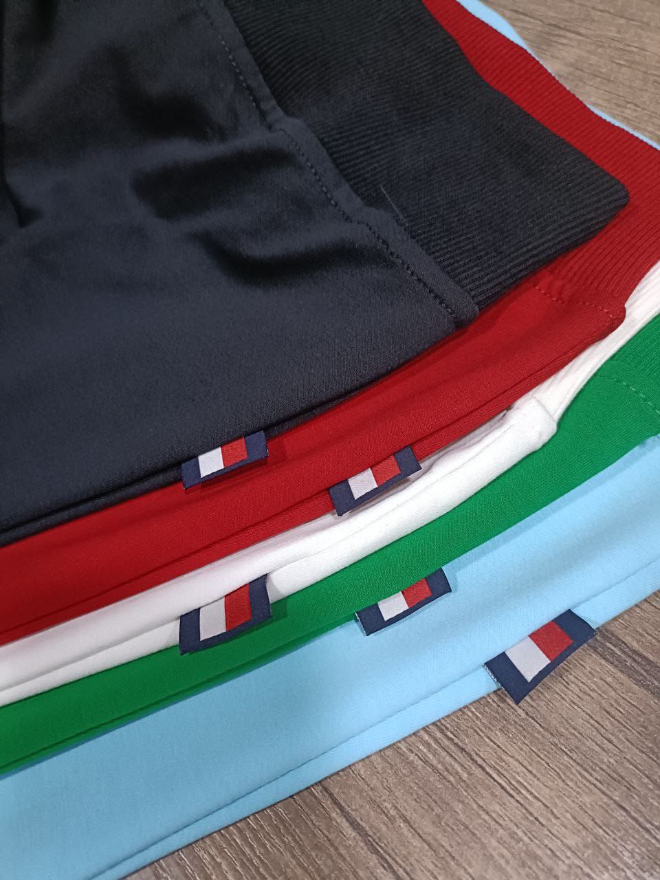 Tommy Hilfiger Crest Logo Sweatshirt/ #0074