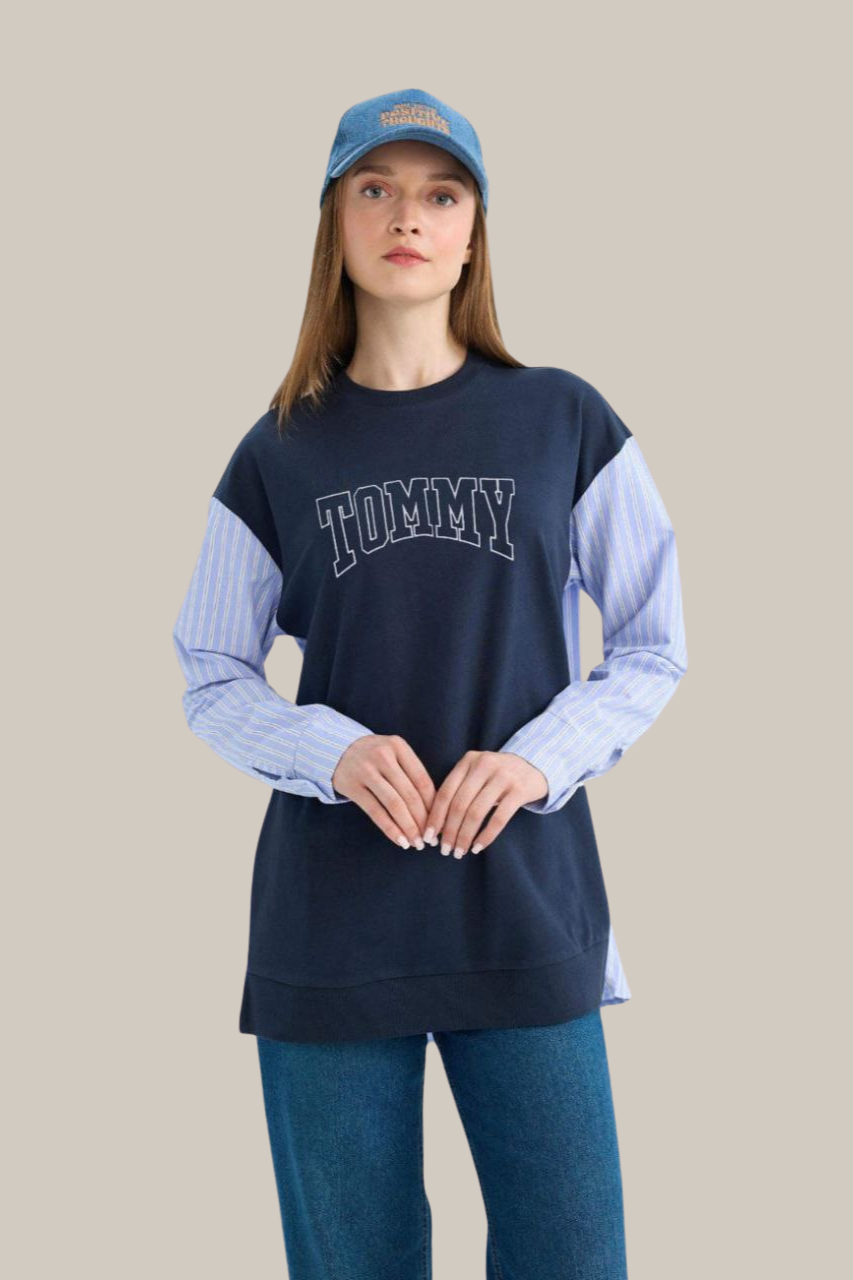 Tommy Oversized Navy Sweatshirt with Striped Shirt Sleeves/ #0001