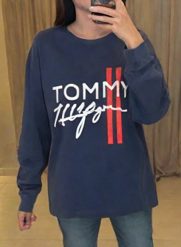 Tommy Hilfiger Women’s Navy Long-Sleeve  T-Shirt