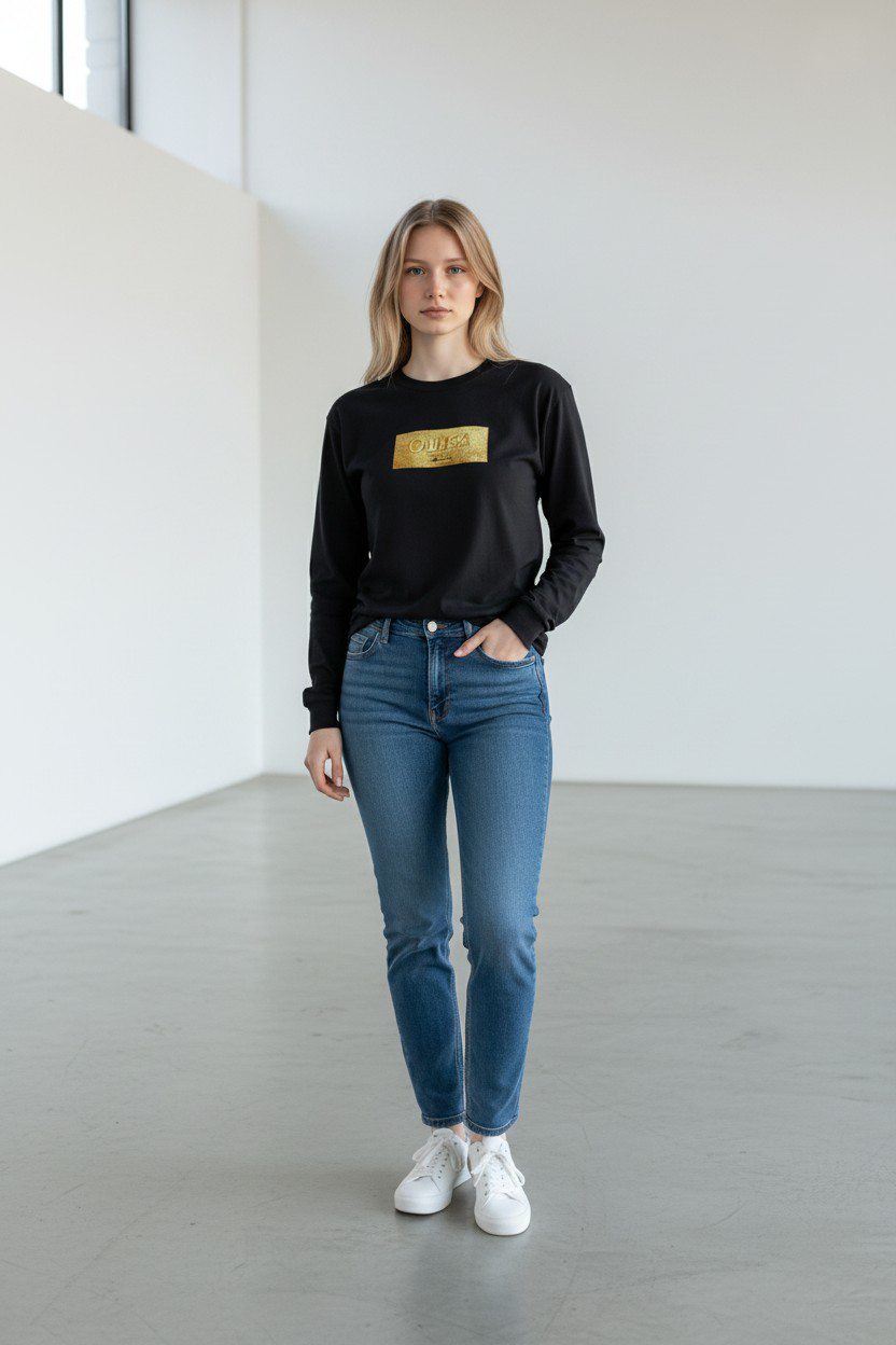 Guess Black T-shirt with Gold Logo/ #0042